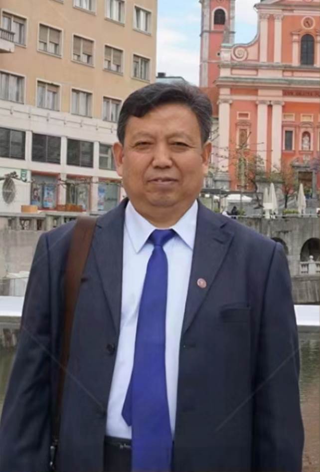 d72170a174bf7274a5cd23776ab34ae